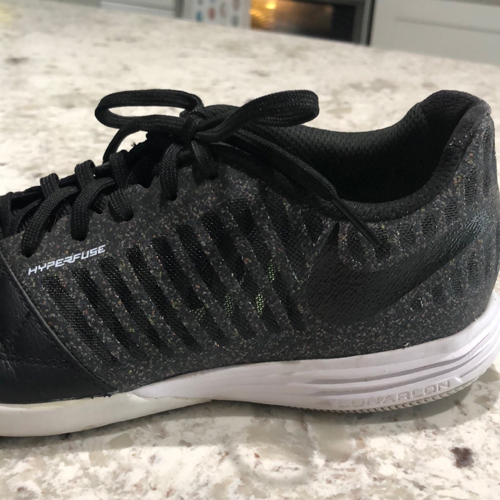 Nike Hyperfuse - image 2